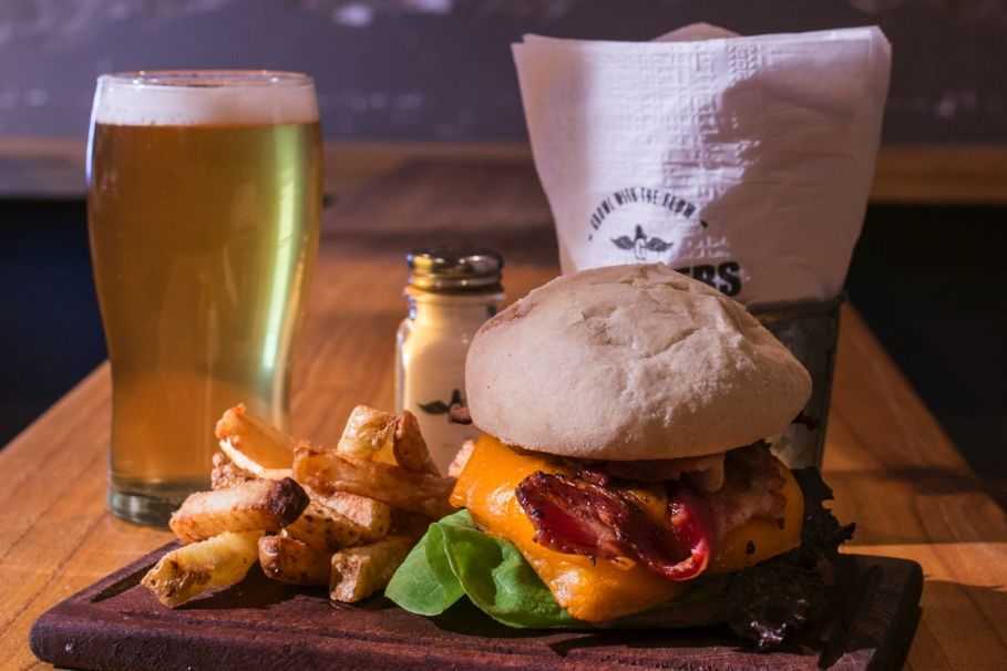 Growlers abrió su segundo local en Caballito