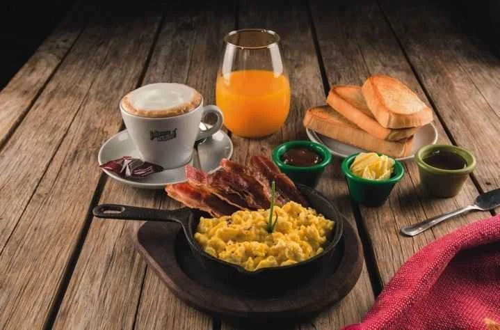 Desayunos y Meriendas con música y energía en Johnny B Good
