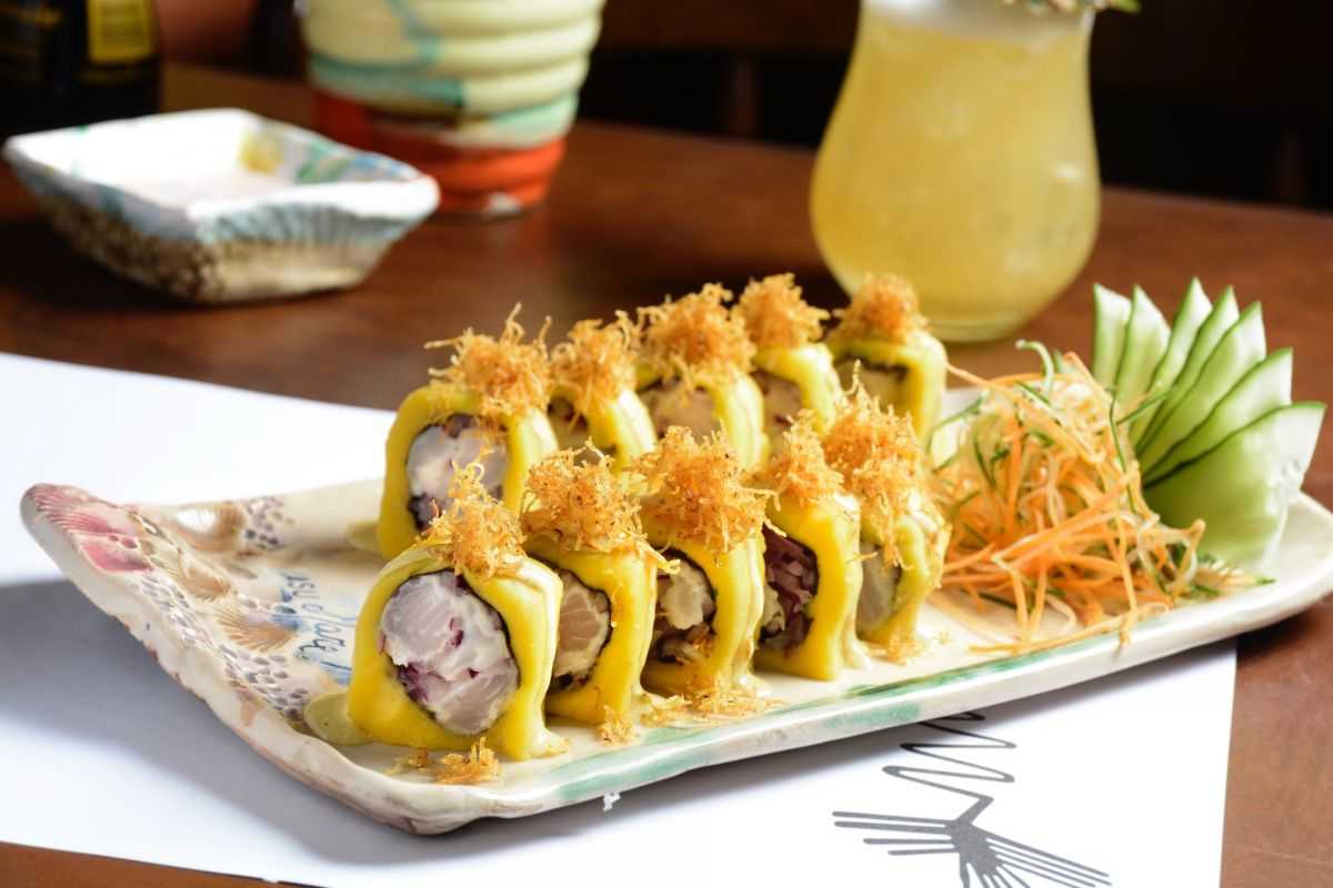 La Causa Nikkei: imperdible propuesta delivery y take away durante los días que estén en la cacha la selección de Argentina y Perú
