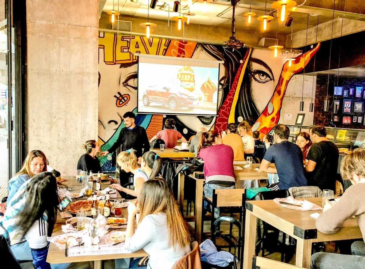 Mundial Rusia 2018 en Hell's Pizza: Pantalla gigante, pizza de estilo NY y variedad de cervezas