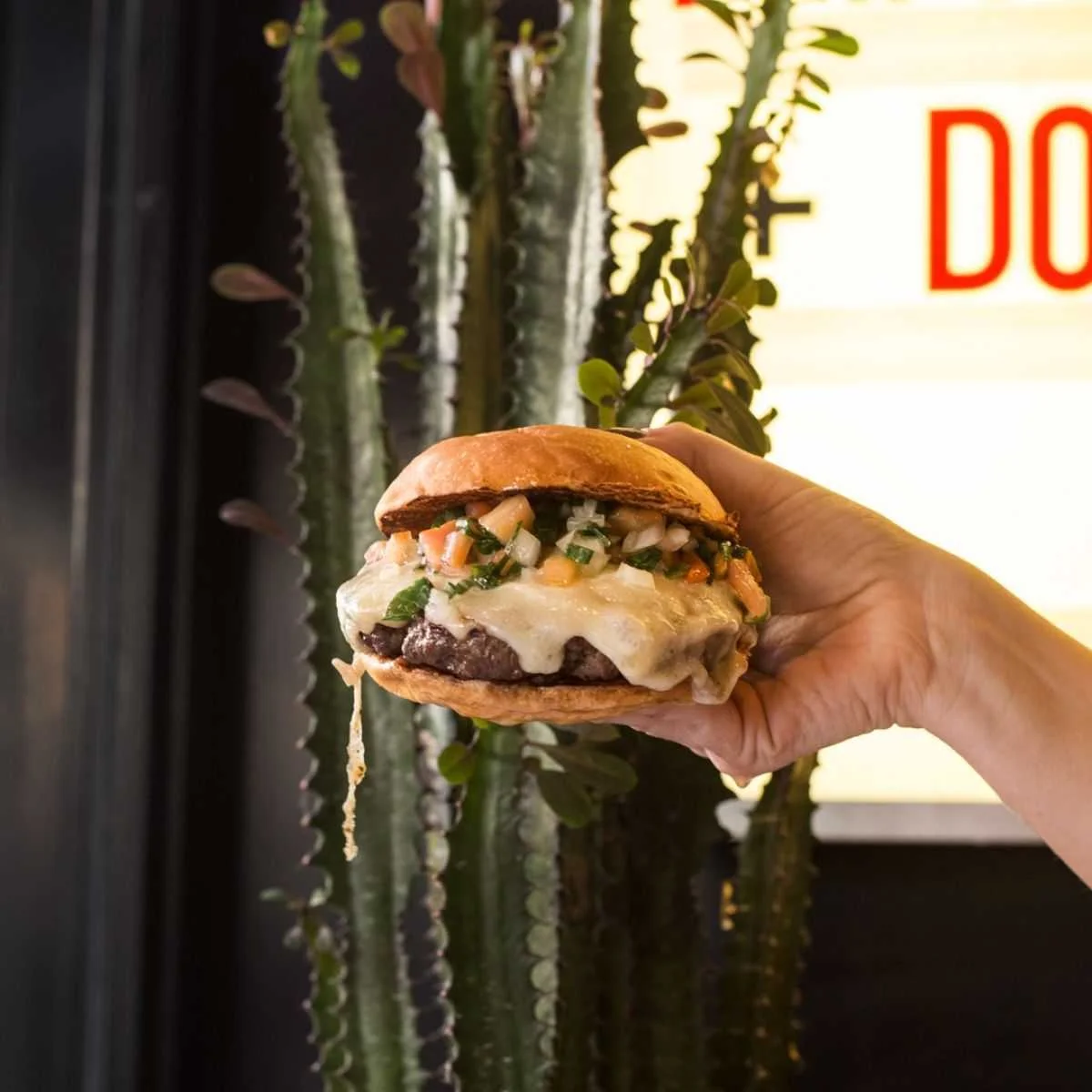Nuevas burgers exclusivas para el mediodía en Williamsburg