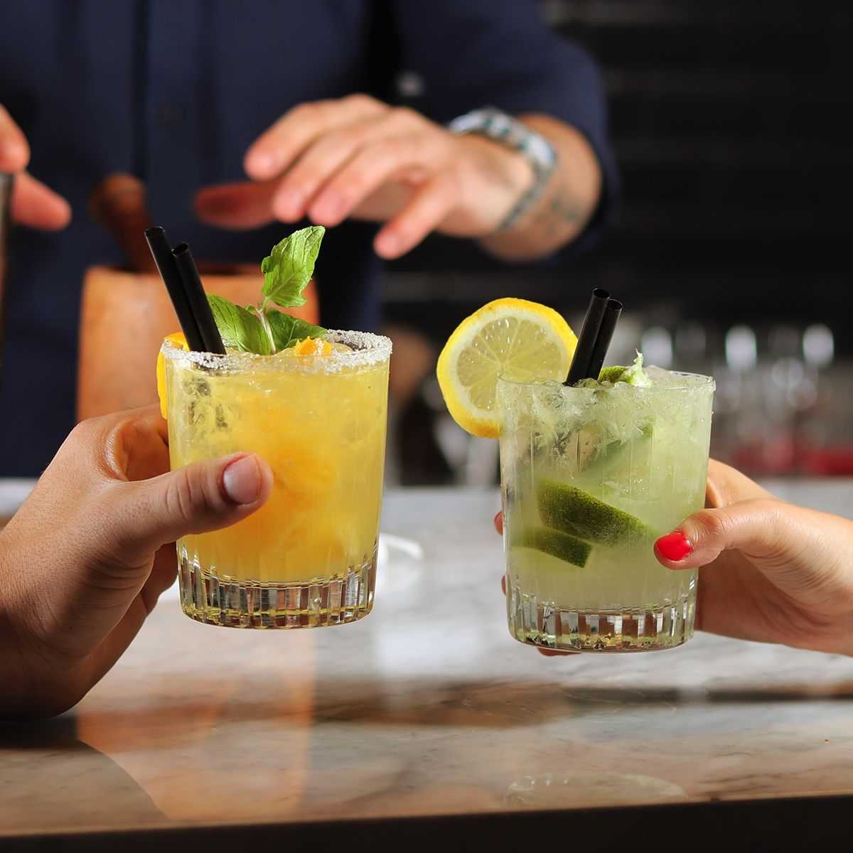 Dj en vivo y happy hour extendido para vivir la primavera en Cincinnati
