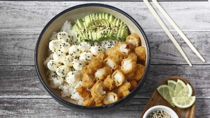 Temporada de Poke Salads en Izakaya el Bar de Sushi Pop