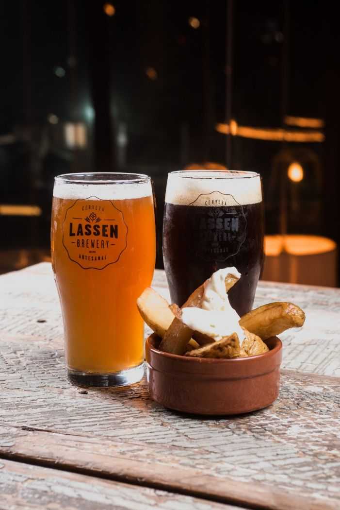 Doble Lassen, la titánica hamburguesa del mes de Lassen Burger Haus & Co. que redobla la apuesta