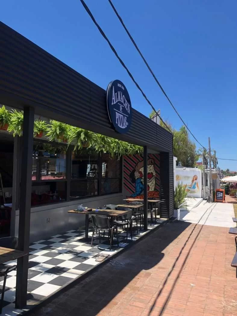 Almacén de Pizzas inauguró su Casa de Playa en La Barra