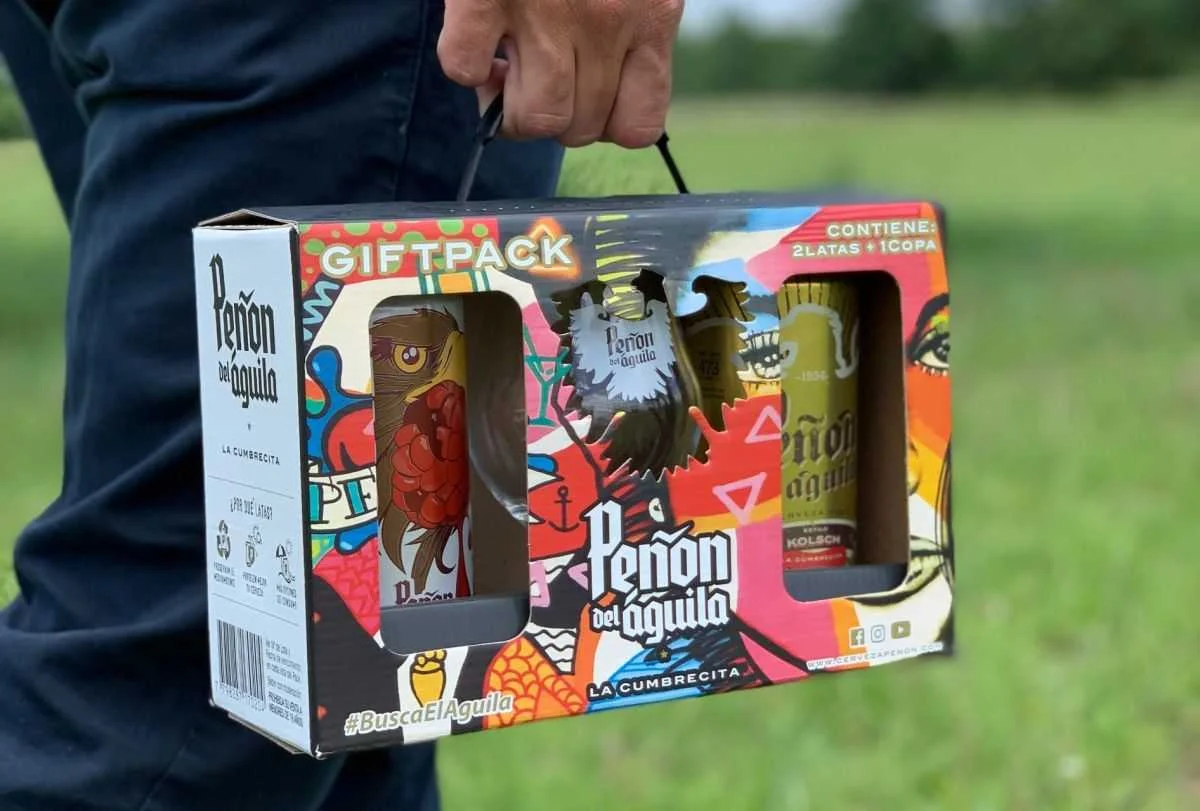 Peñón del Águila ofrece divertidos Gift packs con dos cervezas y una copa para coleccionar, regalar o darse un gusto
