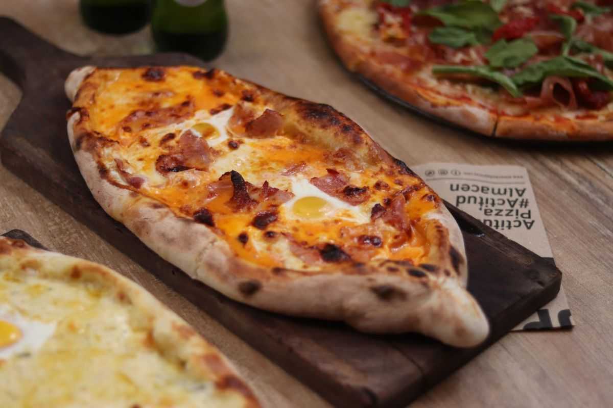 Khachapuri, la última tendencia en pizzas