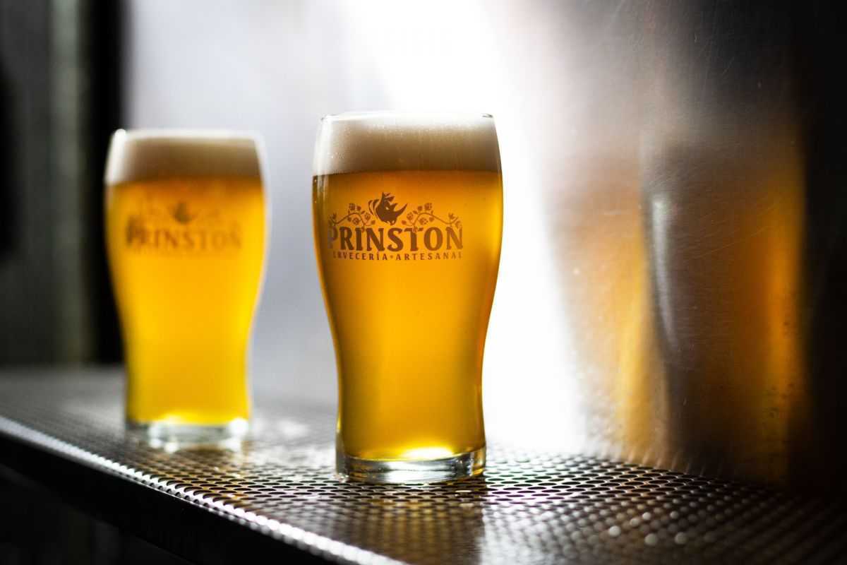 Rhino Fizz: la nueva Sour Ale con guayaba, maracuyá y mango de Prinston