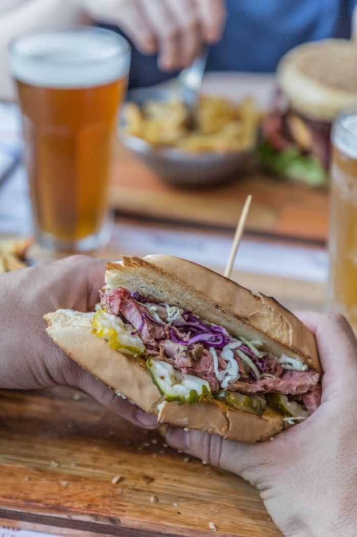 Blossom festeja el Día del Sándwich con dos grandes clásicos reversionados
