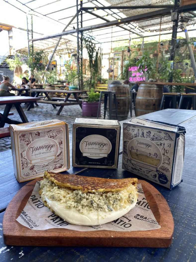 Tacos, pizzas, tablas y más: el Día del Queso se celebra todo el fin de semana en Patio de los Lecheros