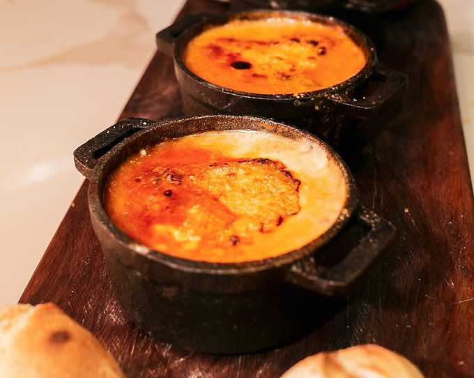 LA BISTECCA: LOCRO Y EMPANADAS DE LOCRO