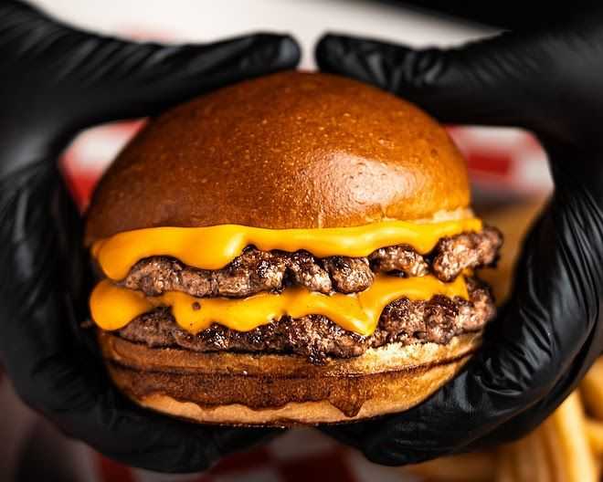 WILLIAMSBURG: 40% OFF, SORTEOS Y HAMBURGUESAS DE REGALO 