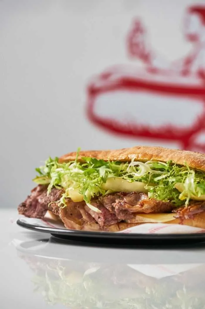  Bauman, la excepcional barra sandwichera que rompe moldes y sorprende por su propuesta gourmet