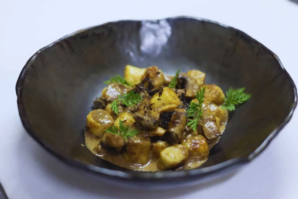 Noche de Jazz y gastronomía francesa en L'Atelier Bistró