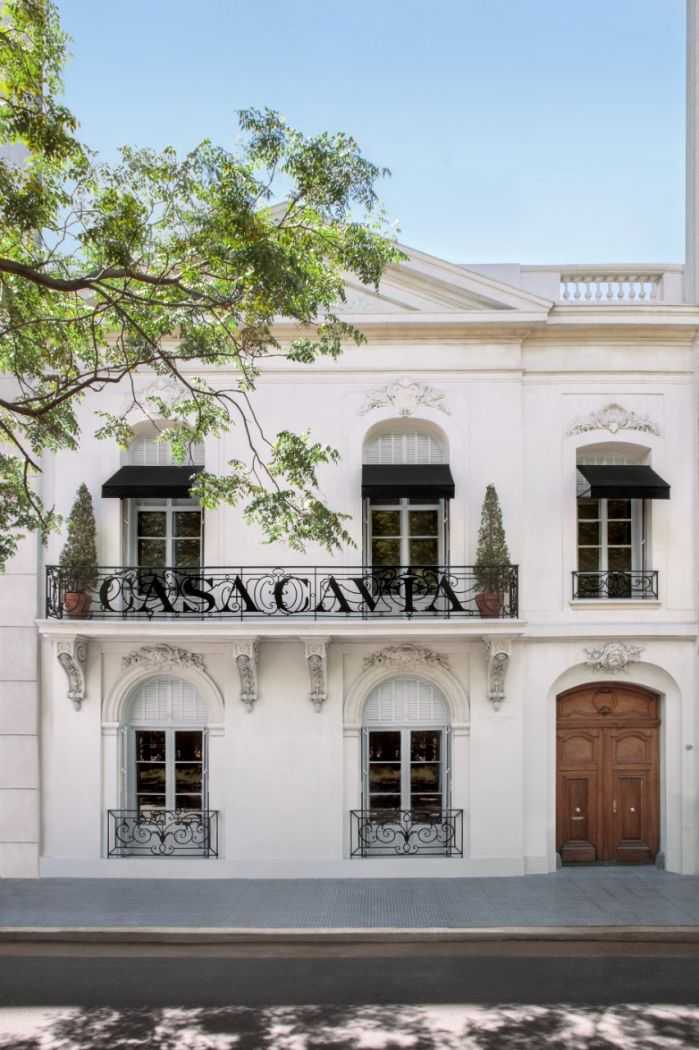 Con una espectacular cava y una sala de private dining, Casa Cavia inaugura su primer piso