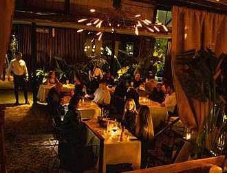 Enero Costanera deslumbra con “Sommelier Night”, una propuesta gastronómica exclusiva y una degustación de vinos de Bodega Rutini