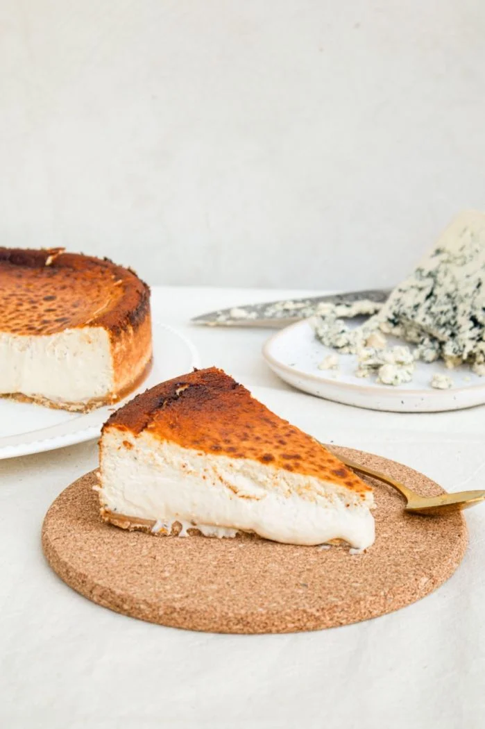En el Día Mundial del Queso, Joaquín Vasco vuelve con su tarta de Queso Azul