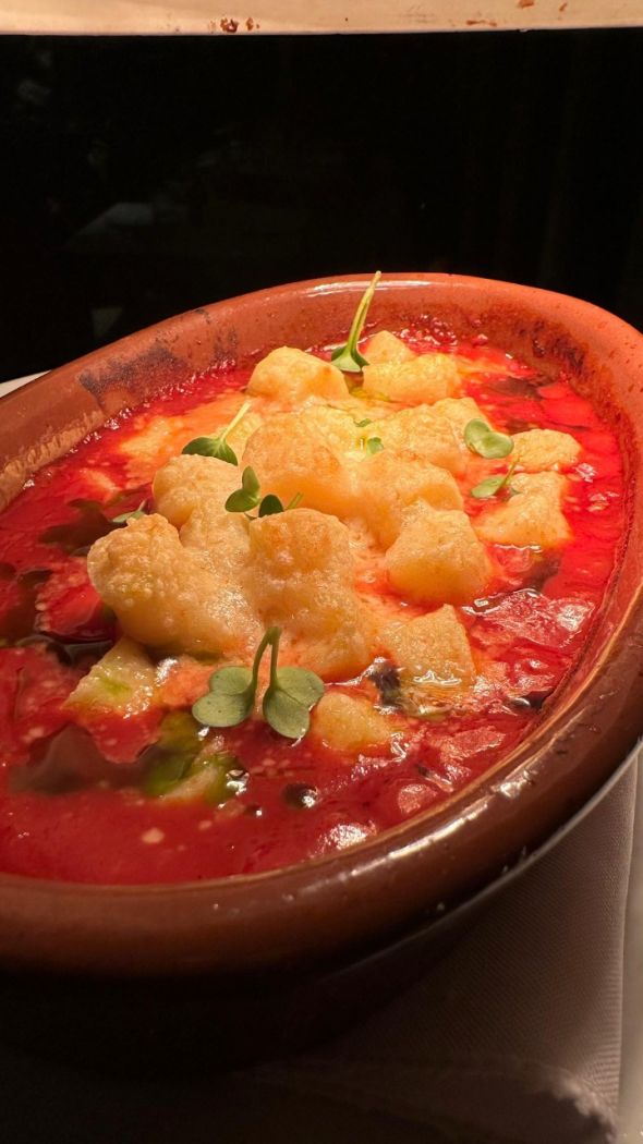 Fuera de carta: Carmen presenta este 29 su gnocchi de papa al rescoldo con salsa ahumada y cítrica