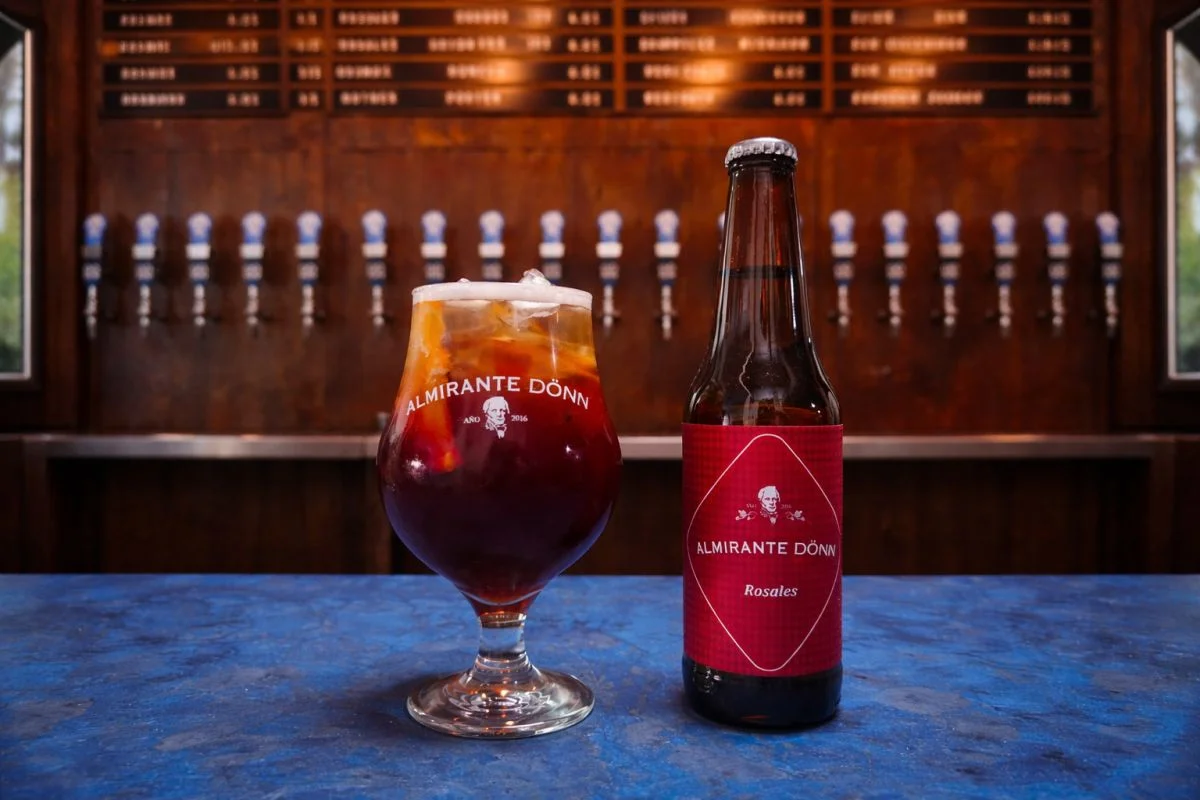 ALMIRANTE DÖNN PRESENTA UNA NOCHE DE COCTELERÍA CON CERVEZA EN SU BAR DE FÁBRICA