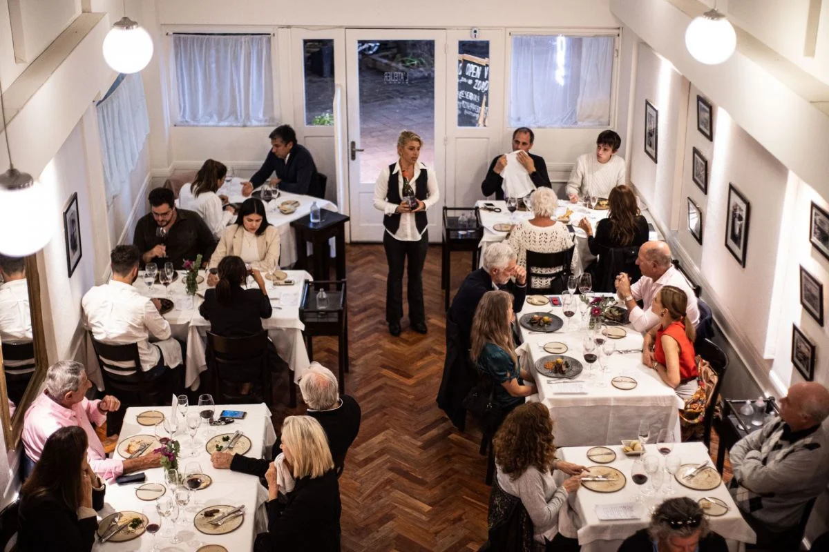 Jazz en vivo y cocina francesa: vuelven las noches musicales a L'Atelier Bistró