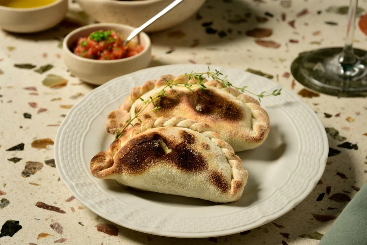 8 de abril - Día Internacional de la Empanada: Tradicionales y reversiones, para elegir