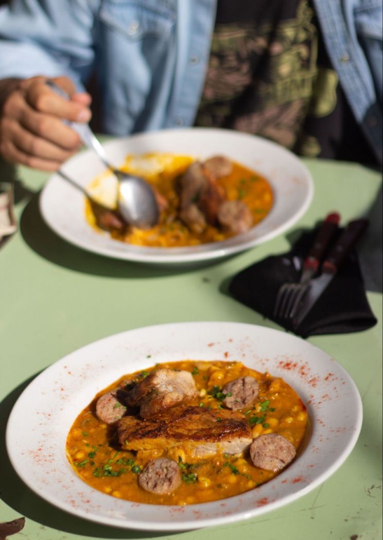 La Terrazza de Casa Zarautz celebra el Día del Trabajador con menú criollo y apertura especial