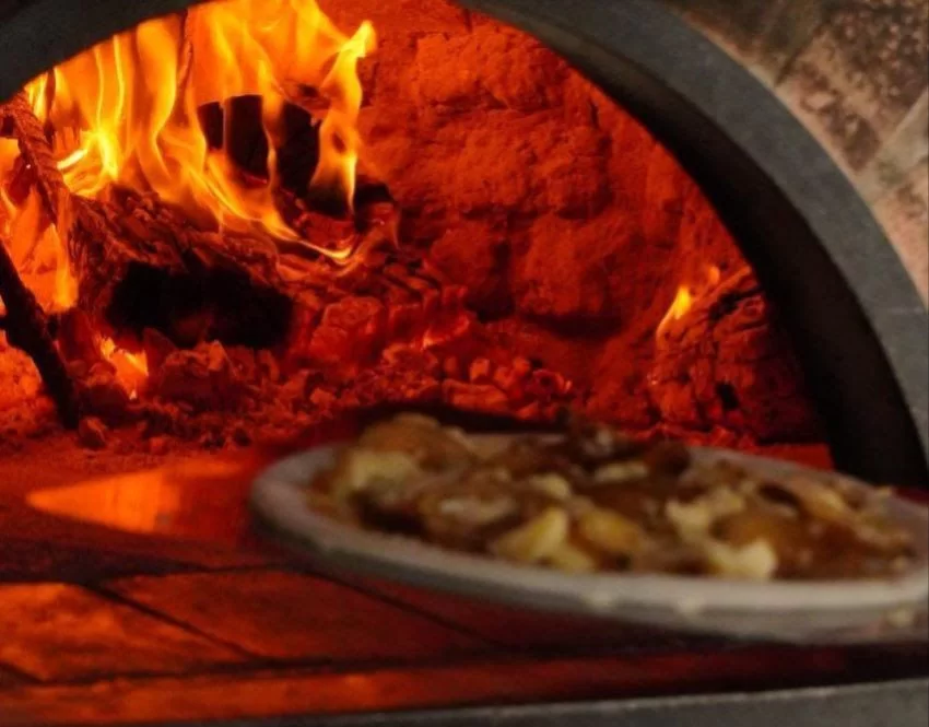 Argentina vs. Jordania: Eléctrica Pizza y Temple Bar se unen para ofrecer transmisión en vivo, pizzas y fiesta en Belgrano