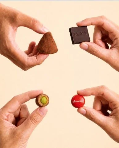 Para cada amigo, un chocolate. Para cada momento, un recuerdo.